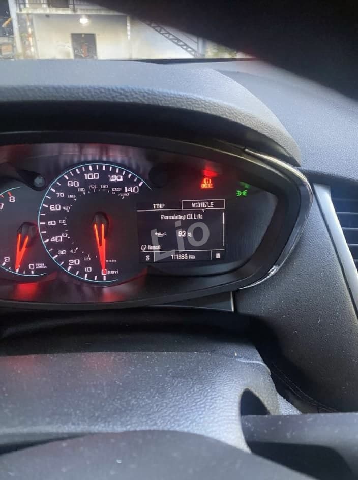 Chevrolet Tracker — 10